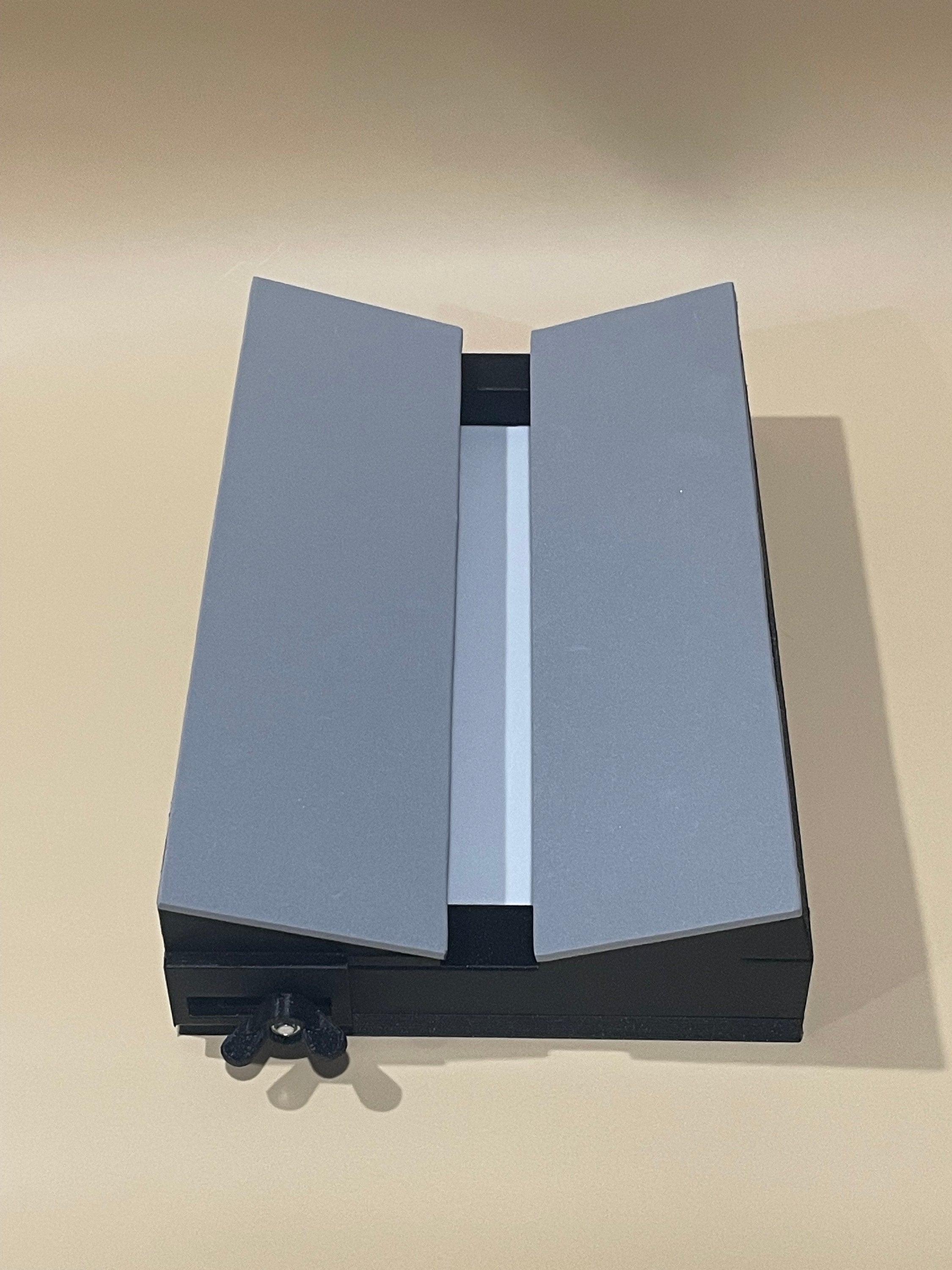 3D Printed Adjustable V Shaped Spreading Board