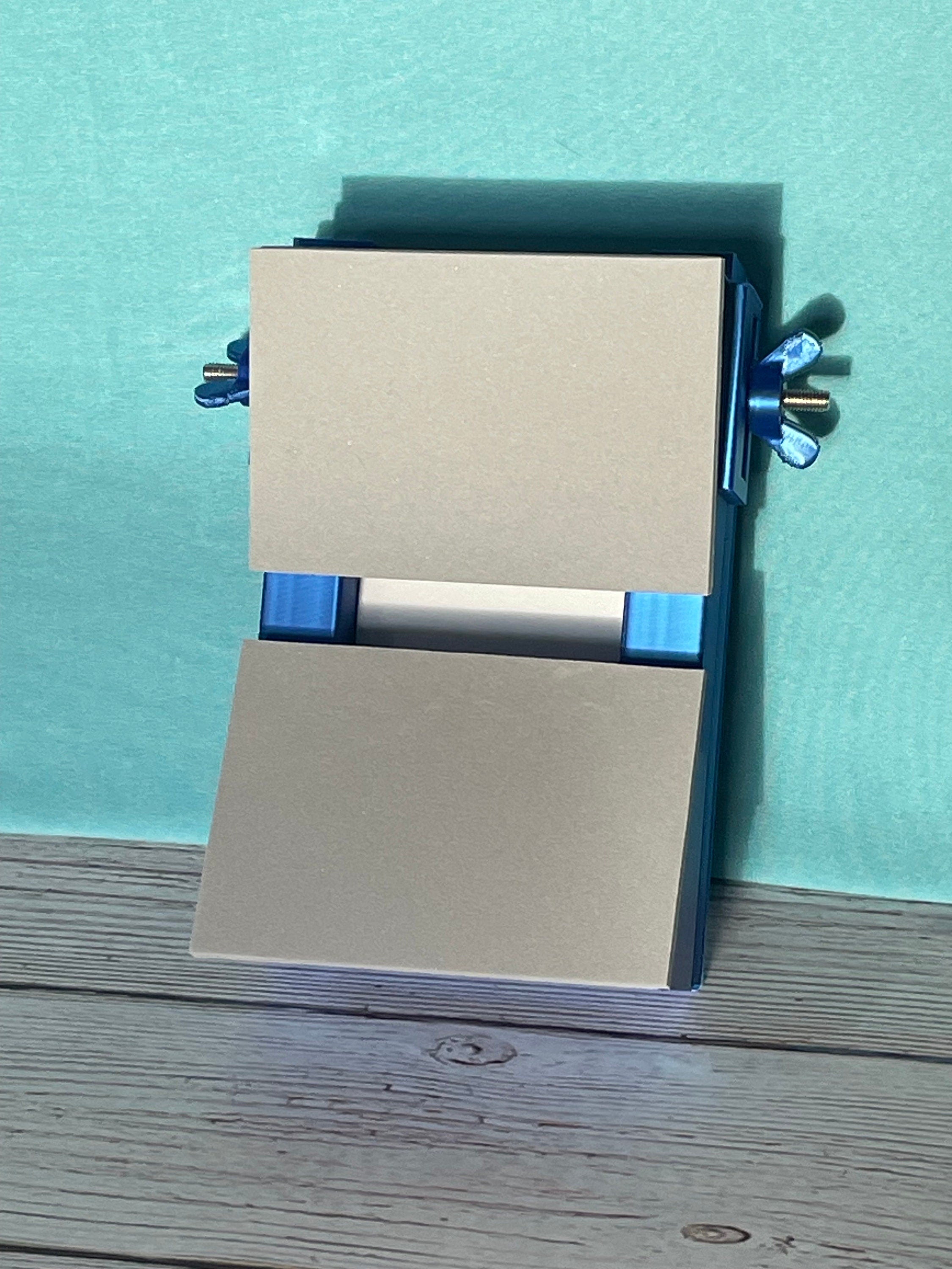 3D Printed Mini Adjustable V Shaped Spreading Board