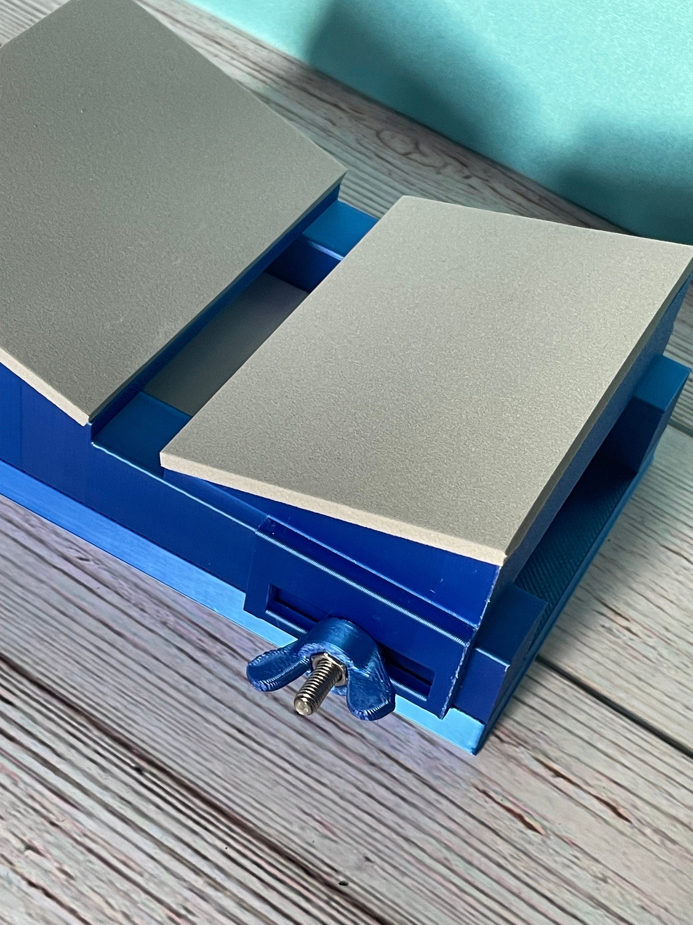 3D Printed Mini Adjustable V Shaped Spreading Board